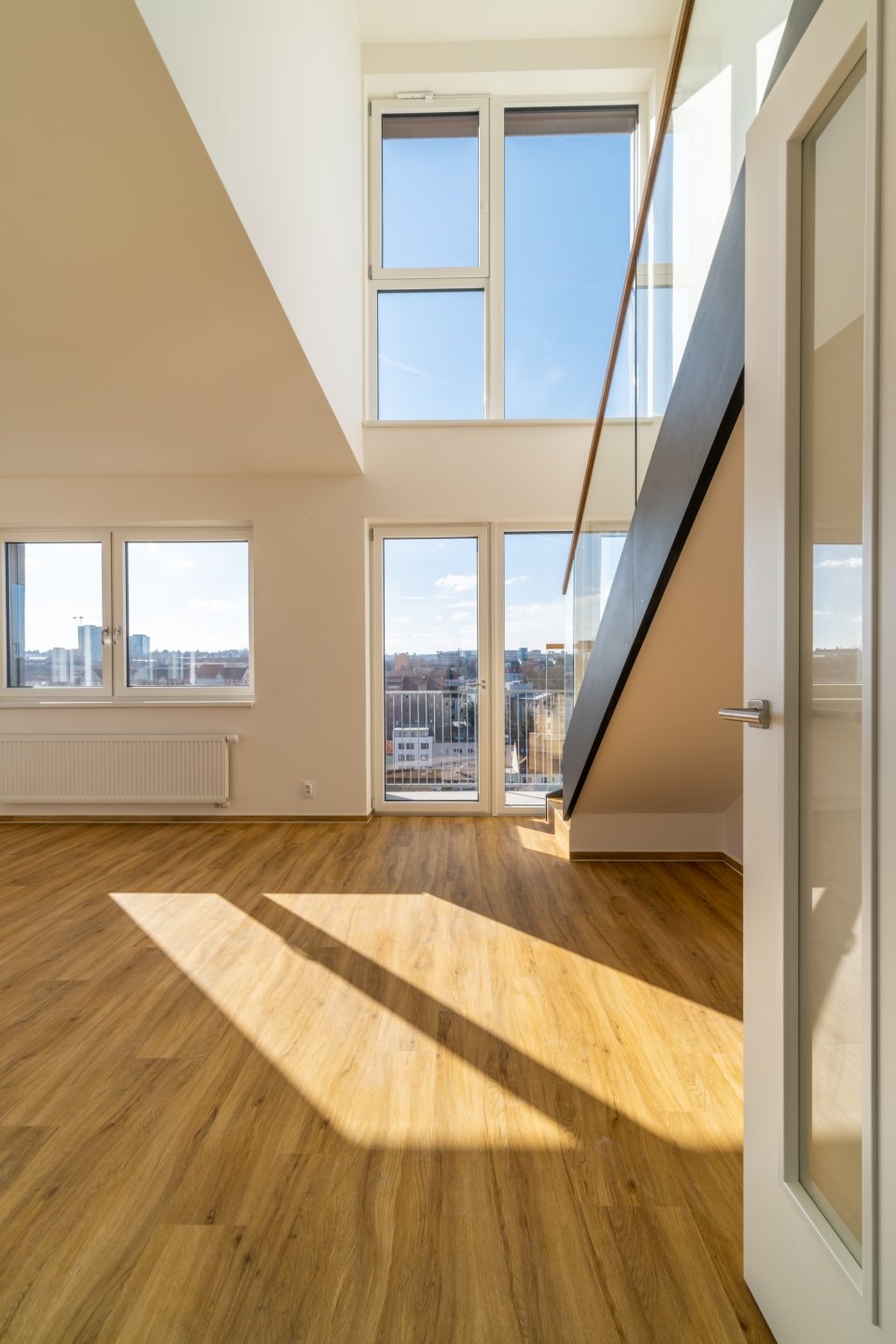 GLASS VISION skleněné zábradlí v pásovině